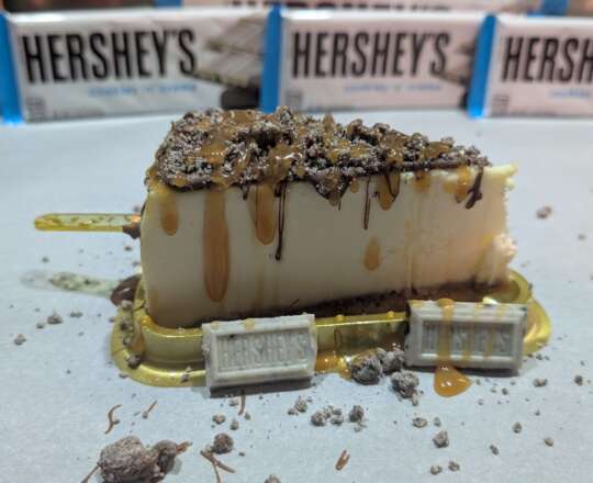 Hershey's Cookies & Cream Cheesecake